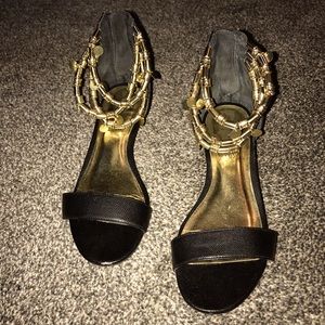 Thalia Sodi sz 6 wedge sandle.